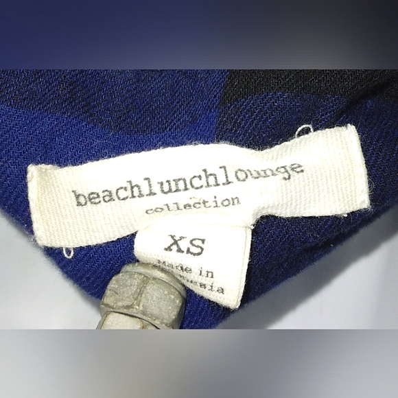 ~EUC~ Beautiful Juniors "beachlunchlounge" button down by Anthropologie Top~XS - Picture 2 of 13